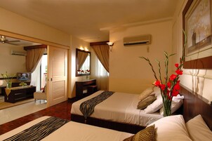 Ropa de cama de alta calidad y minibar 