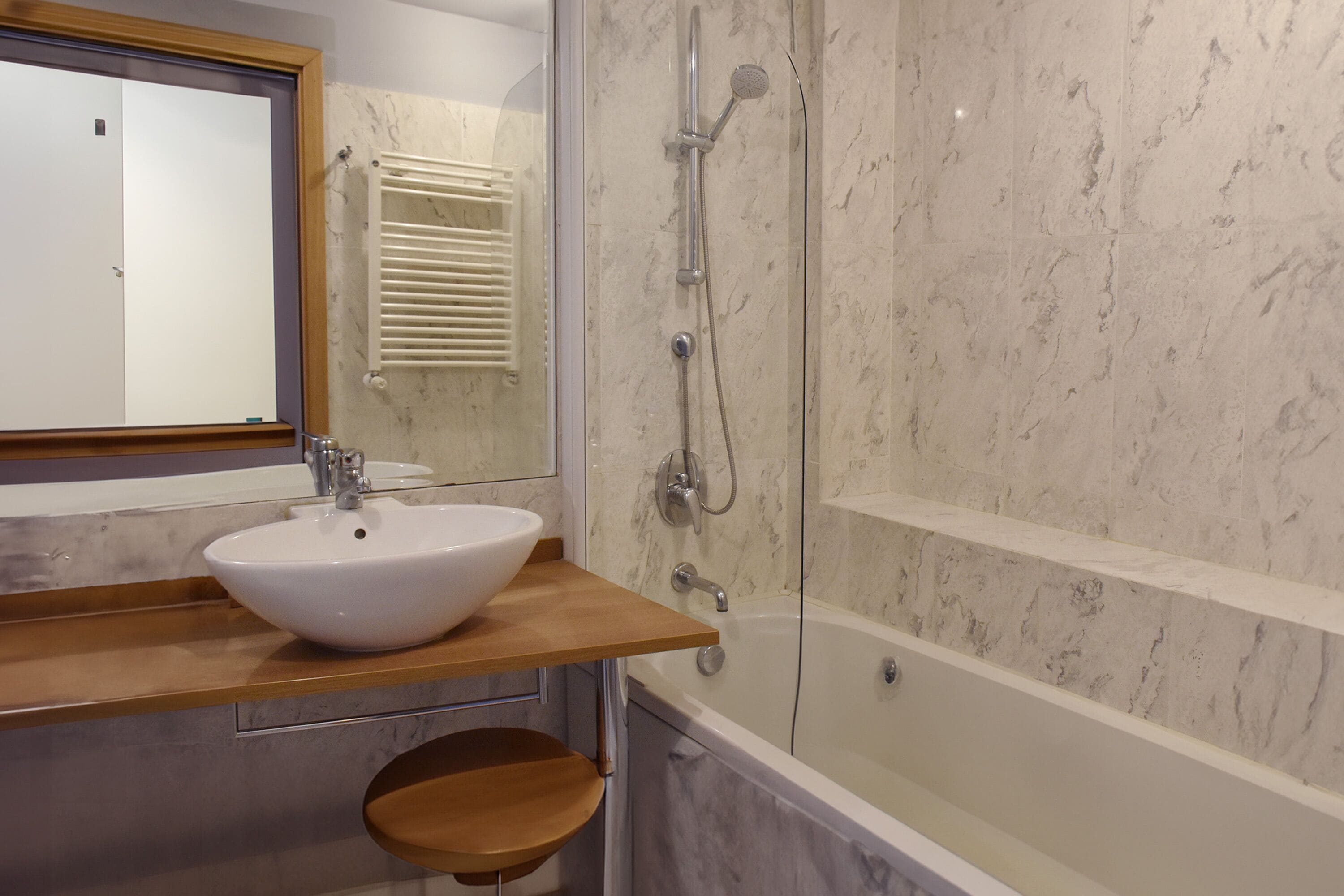 rainfall showerhead, hair dryer, bidet, towels