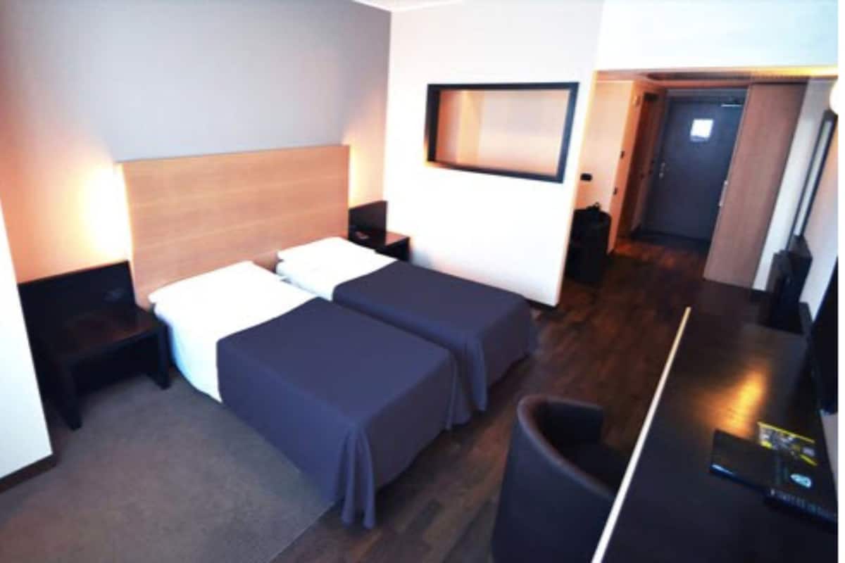 Chambre Standard avec lits jumeaux | Literie hypoallergénique, couette en duvet d'oie, minibar