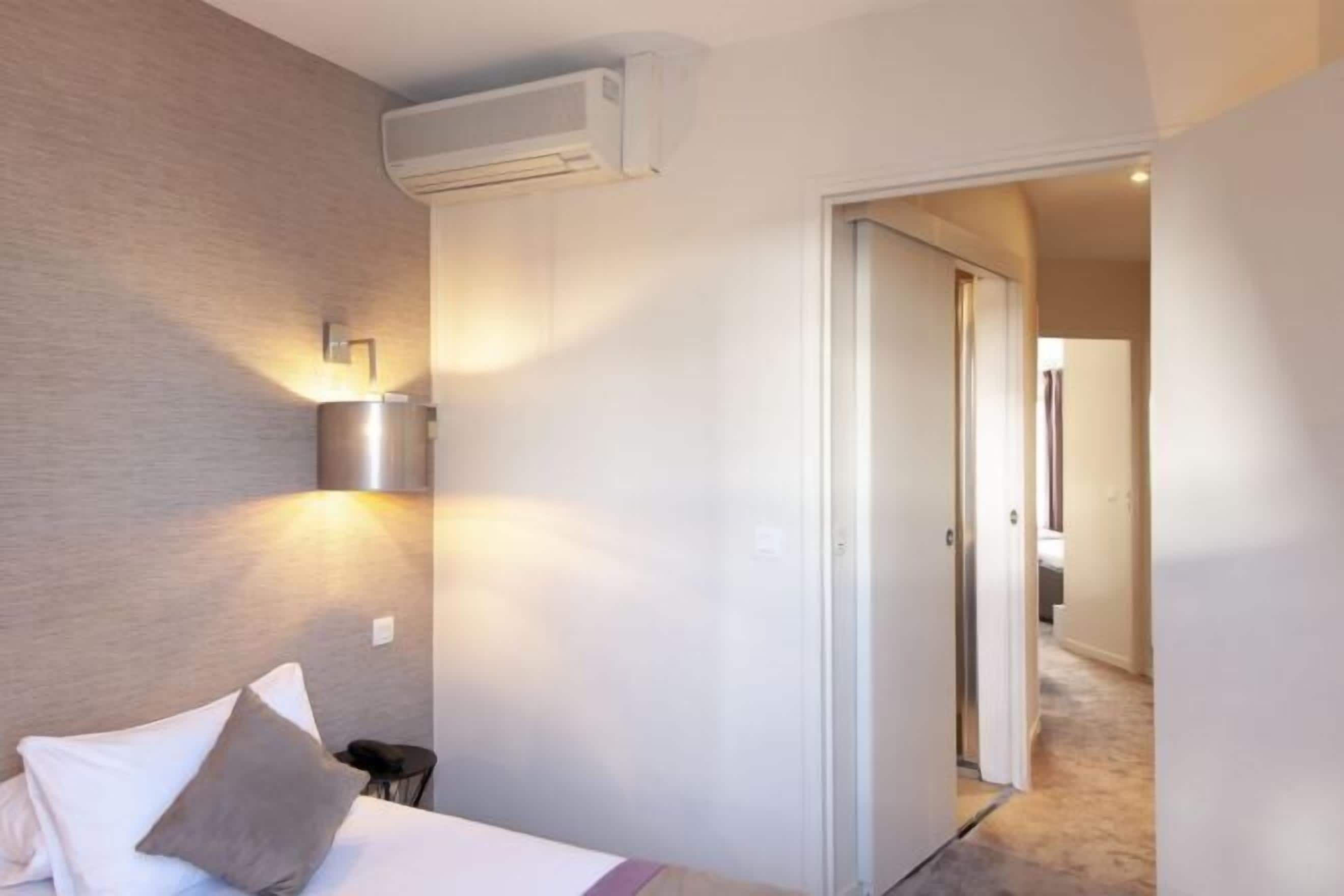 In-room safe, individually furnished, desk, blackout curtains