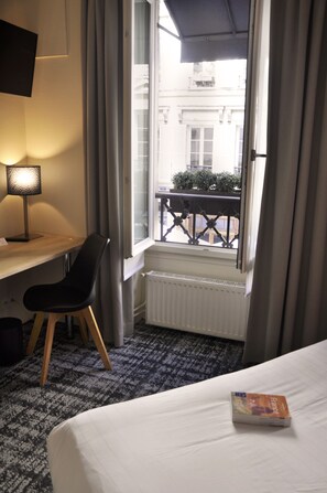 Double or Twin Room | In-room safe, individually furnished, desk, blackout curtains