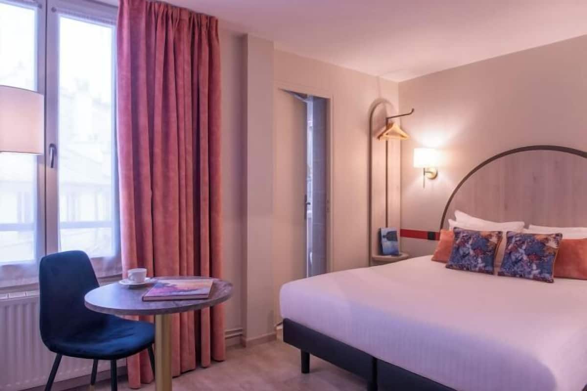 In-room safe, individually furnished, desk, blackout drapes