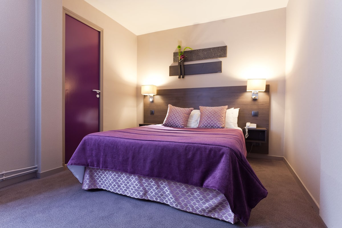 Superior Double Room | In-room safe, individually furnished, desk, blackout curtains