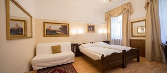 Donatello Hotel