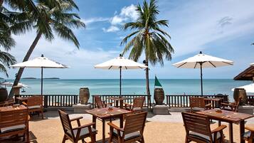 Dagelijks ontbijtbuffet (THB 600 per persoon)