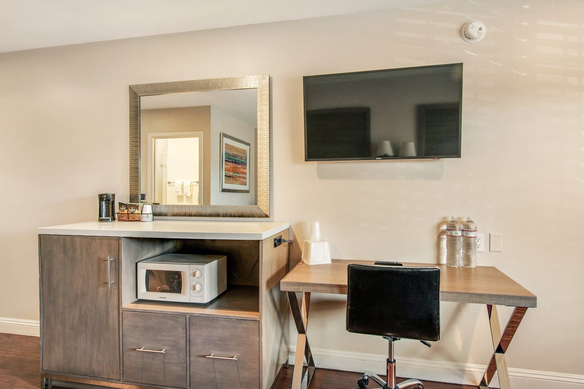 desk, iron/ironing board, free wifi, bed sheets