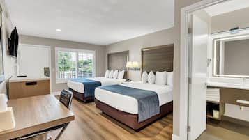 Room, 2 Katil Ratu (Queen), Non Smoking | Meja, seterika/papan seterika, Wi-fi percuma, cadar katil