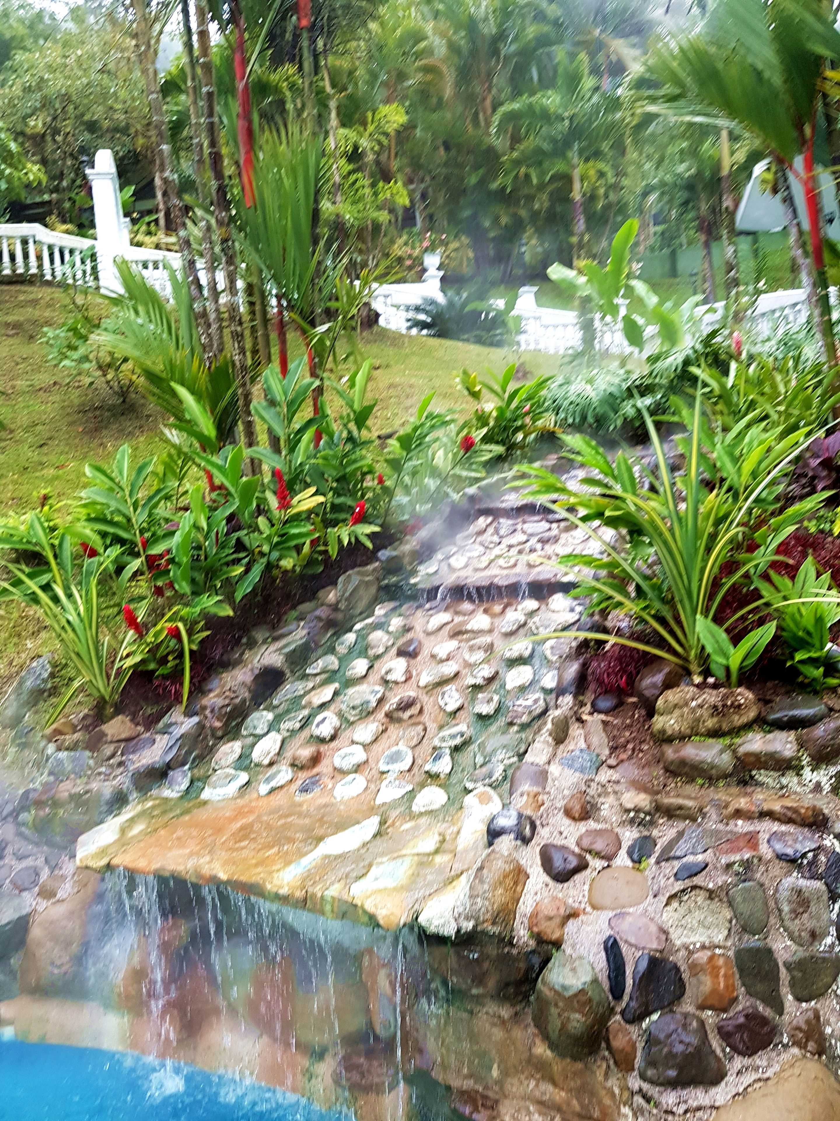 2 piscinas externas, guarda-sóis, espreguiçadeiras