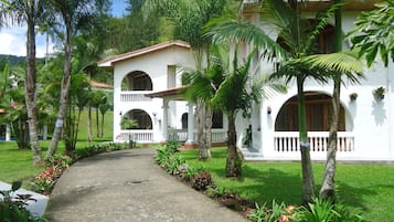 Bahagian luar