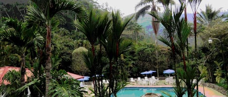 2 outdoor pools, pool umbrellas, pool loungers