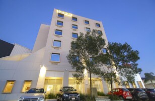 숙박 시설 정면