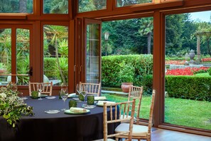 Innenbereich für Hochzeiten