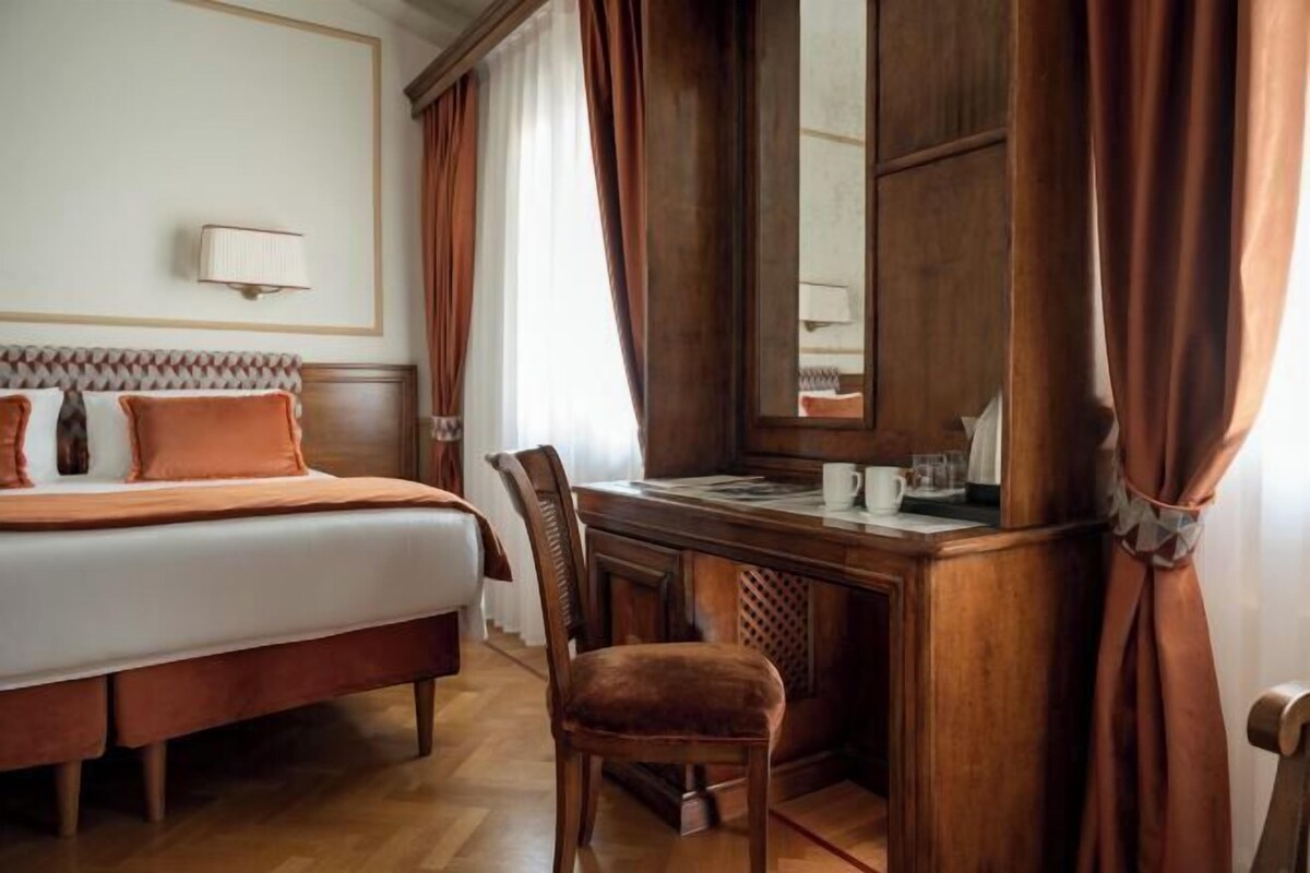 Minibar, coffre-fort, rideaux d’obscurcissement