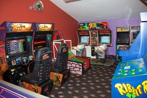 Spielezimmer