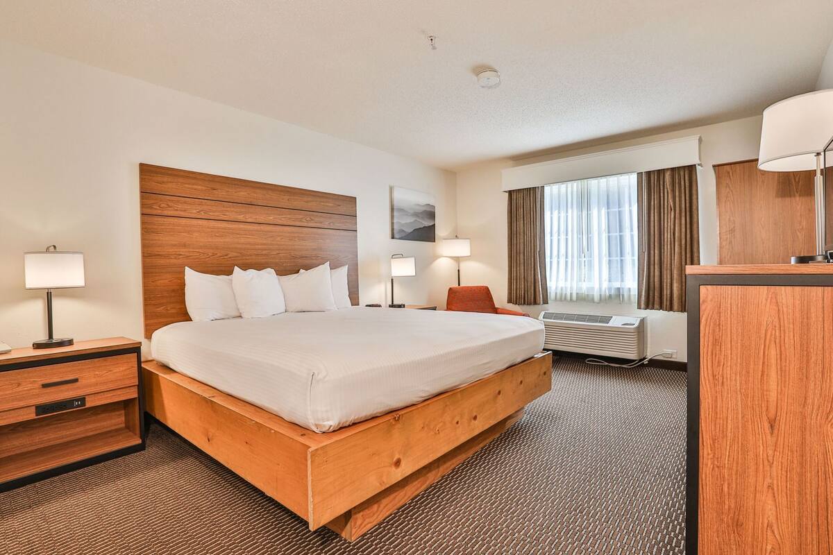 مكواة/لوح كي وواي فاي مجانًا وملاءات أسرّة