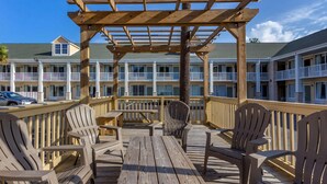 View from property - Baymont by Wyndham Pawleys Island (Pawleys Island)