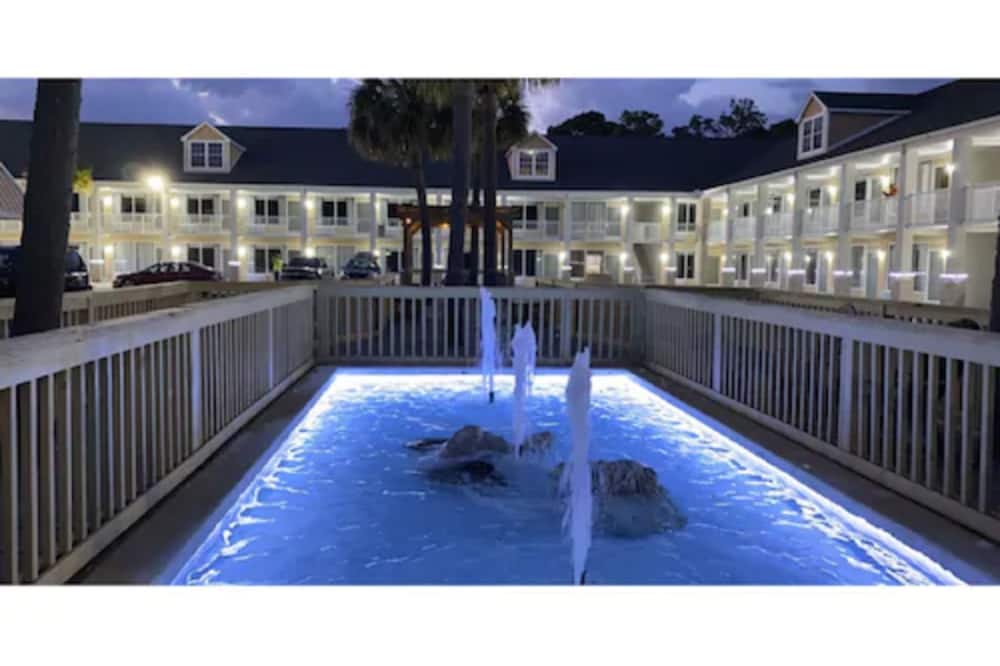 Quality Inn & Suites Pawleys Island