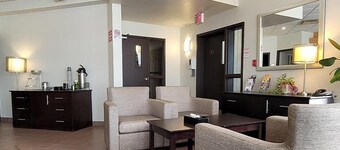 Quality Hotel & Suites