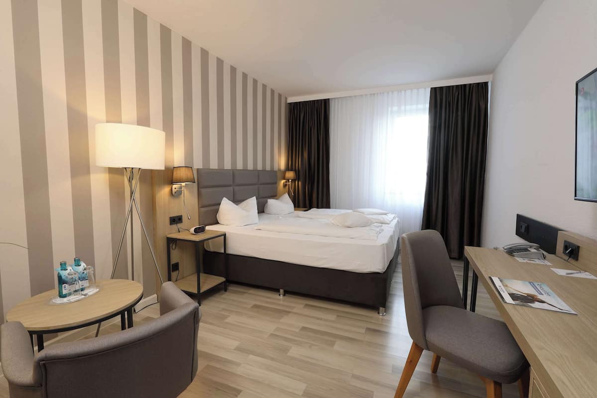 In-room safe, desk, laptop workspace, blackout curtains