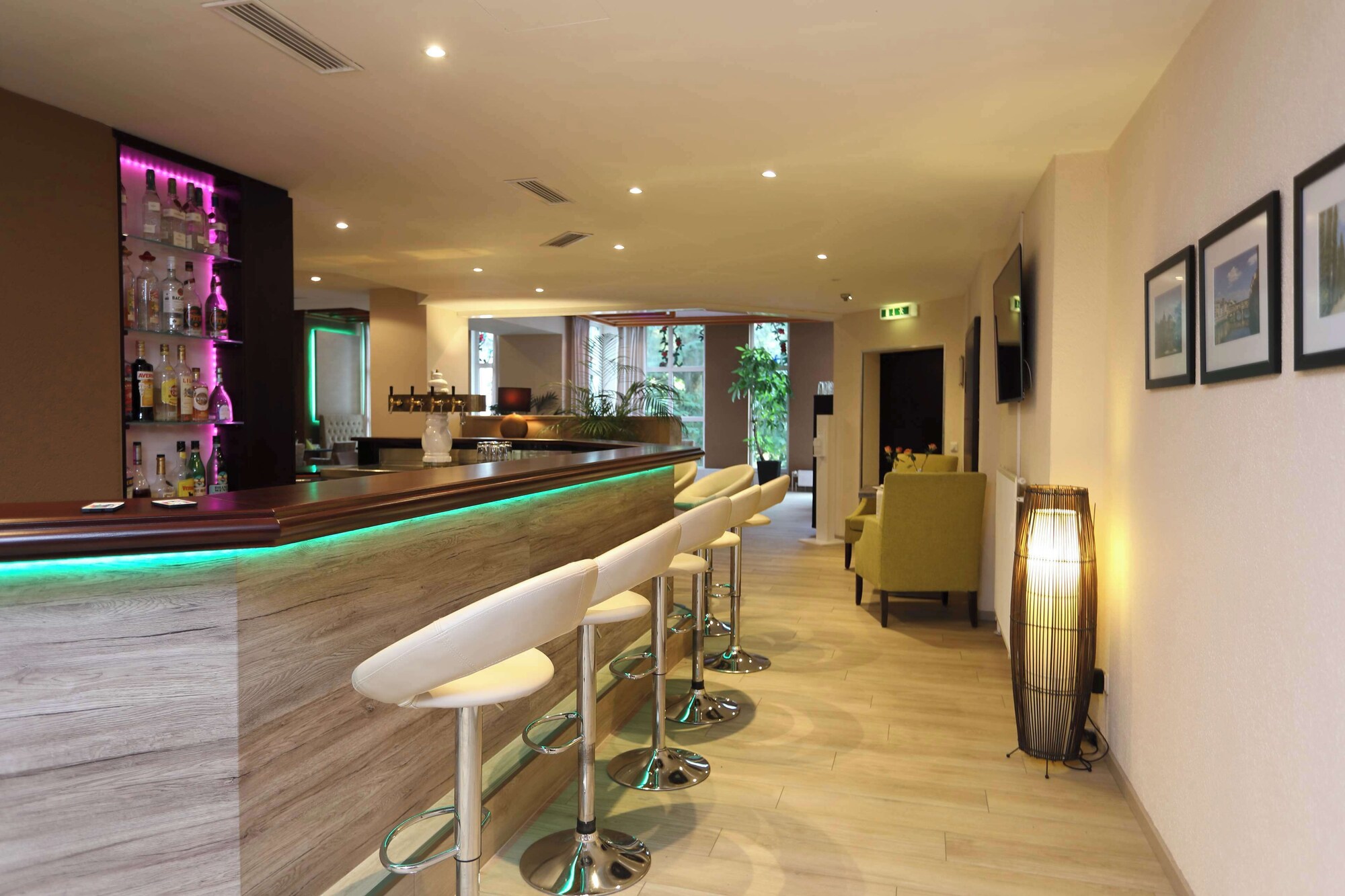 4 Star Hotels