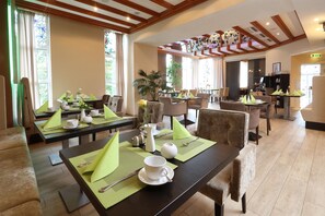 Breakfast area - Best Western Hotel Rosenau (Bad Nauheim)
