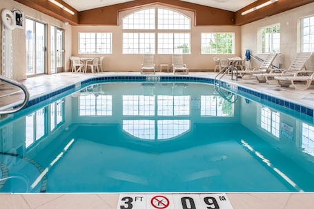 Una piscina techada