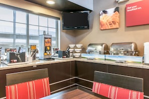 Bao gồm bữa sáng buffet hàng ngày