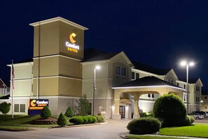 Unclassified image, 3 of 37, button - Comfort Suites Tyler South (Tyler)