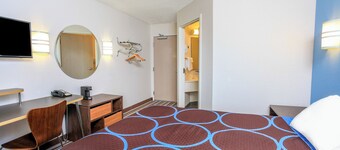 Super 8 by Wyndham Sault Ste. Marie MI