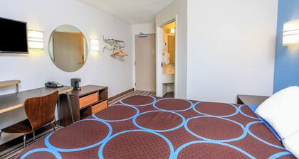 Super 8 by Wyndham Sault Ste. Marie MI