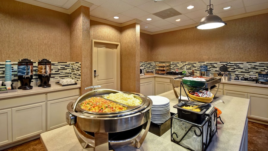 Homewood Suites By Hilton Houston IAH Airport Beltway 8
