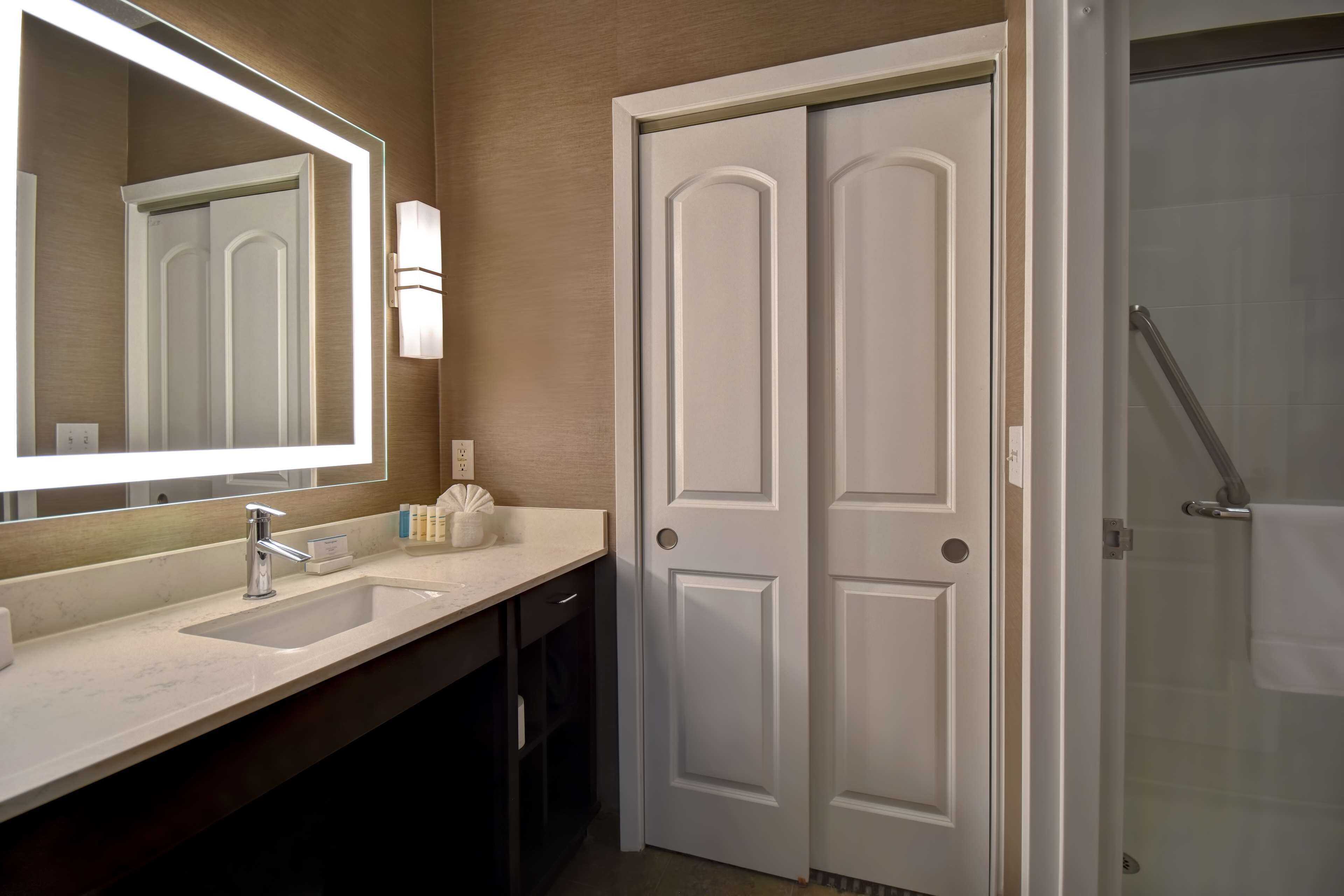 Photo - Homewood Suites By Hilton HOU Intercontinental Airport