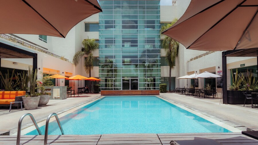 Sheraton Leon