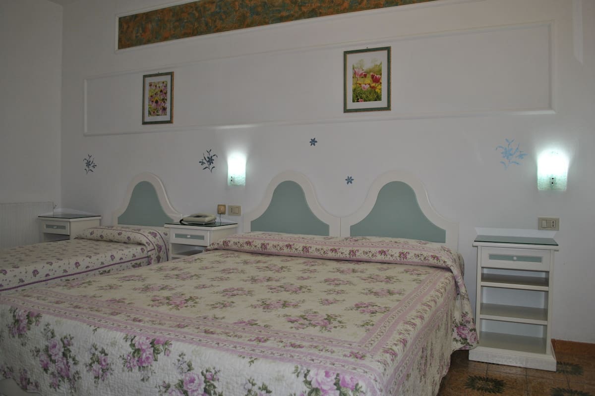 Chambre Triple Économique