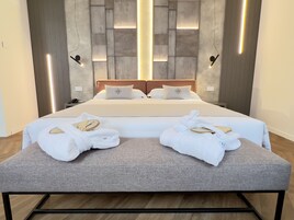 Quadrupla Deluxe, idromassaggio | Biancheria da letto di alta qualità, copriletto in piuma