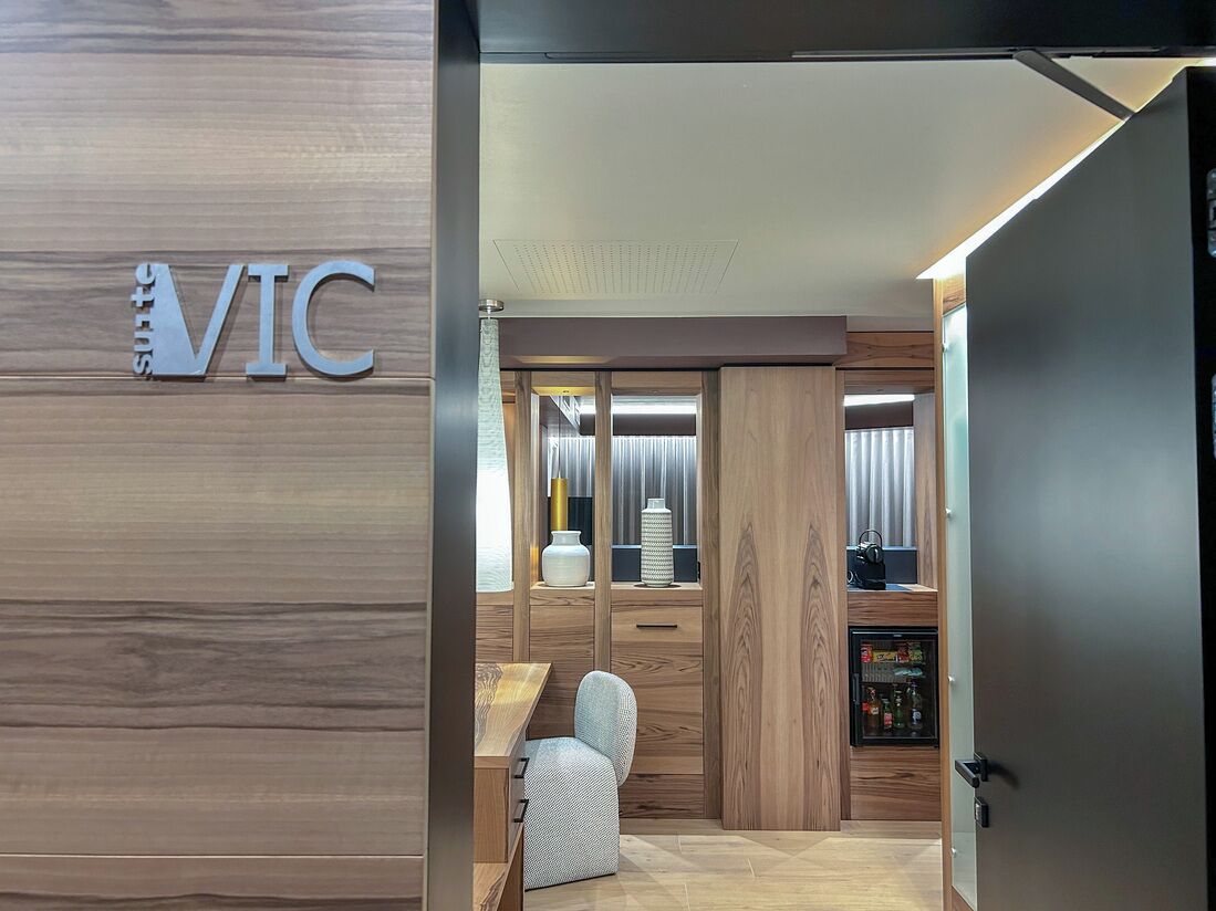 junior suite wellness lago | 1 bedroom, premium bedding, down duvets, minibar