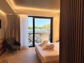 行政客房, 塔楼 | 高档床上用品、羽绒被、迷你吧、客房内保险箱