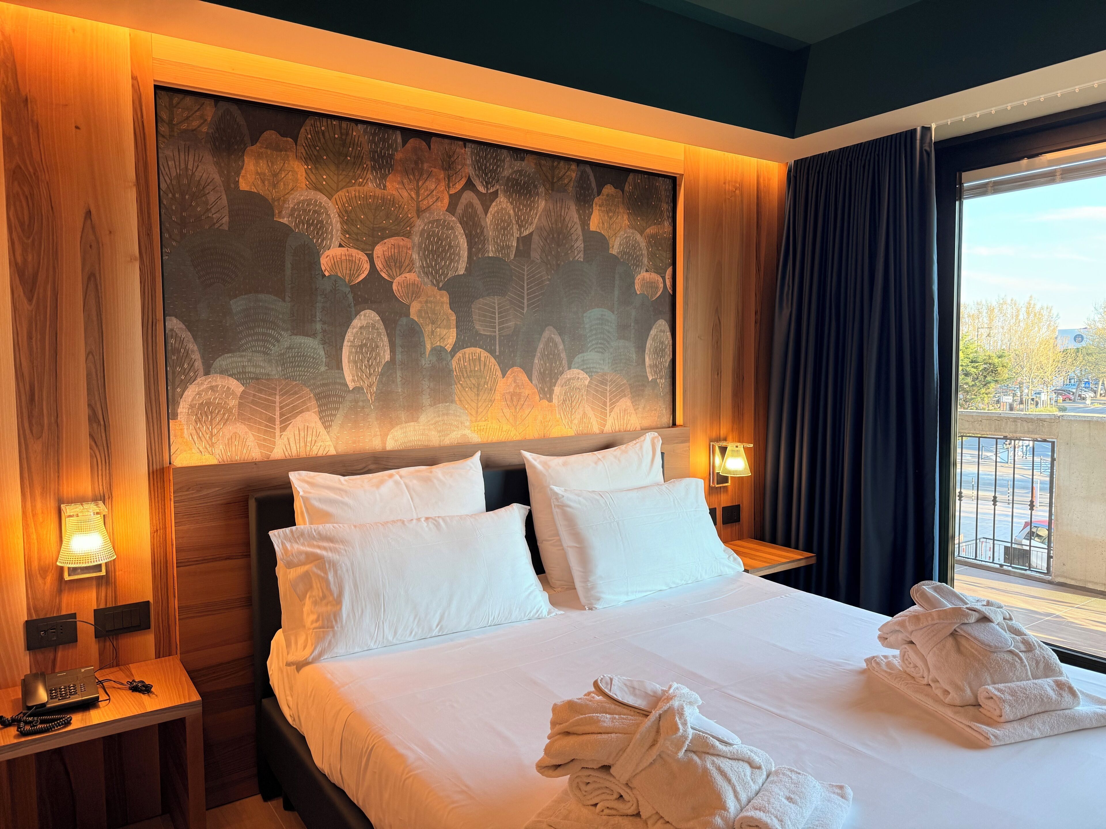 Executive Room, Tower