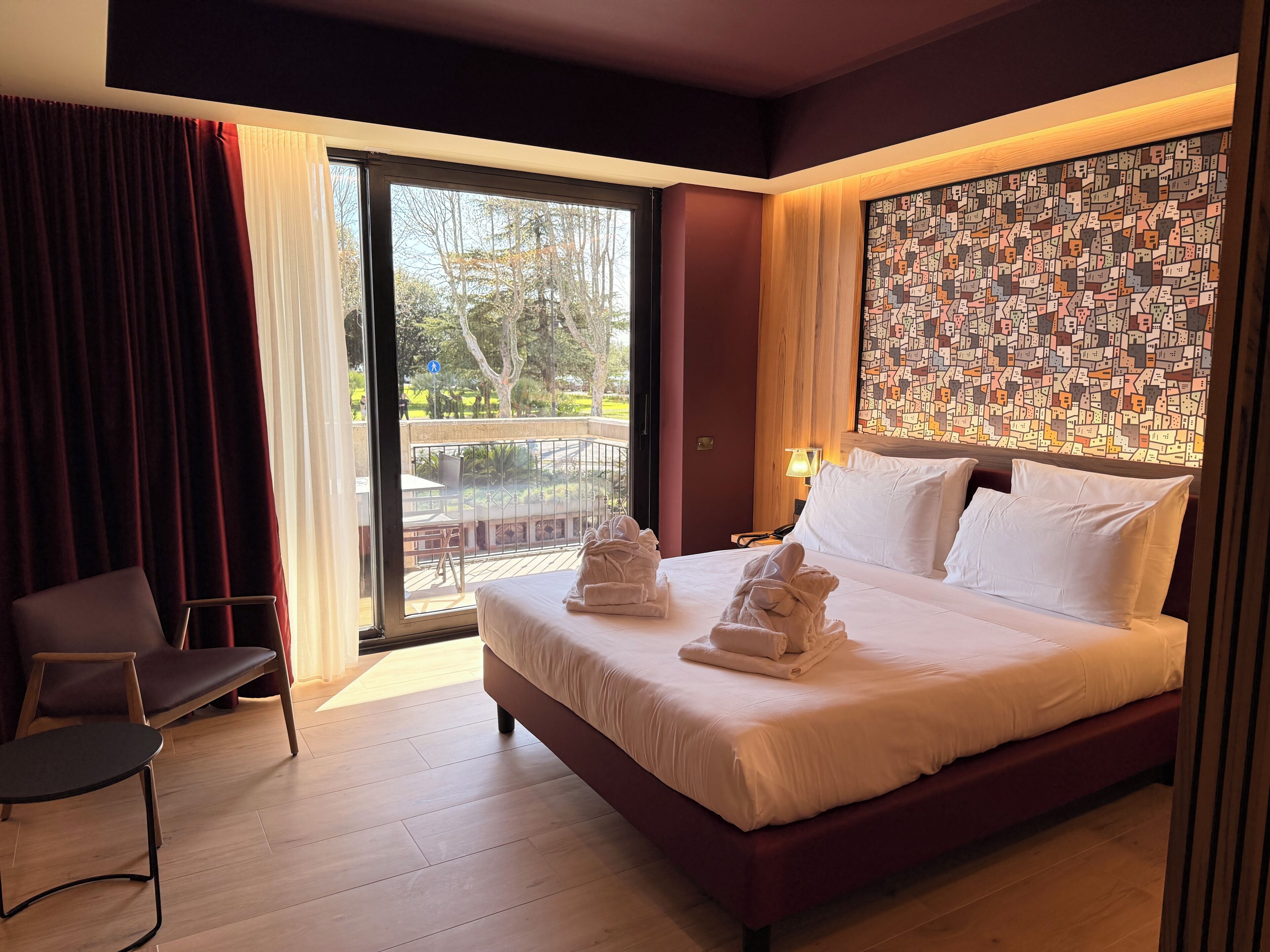 Executive-Zimmer, Balkon | Hochwertige Bettwaren, Daunenbettdecken, Minibar, Zimmersafe