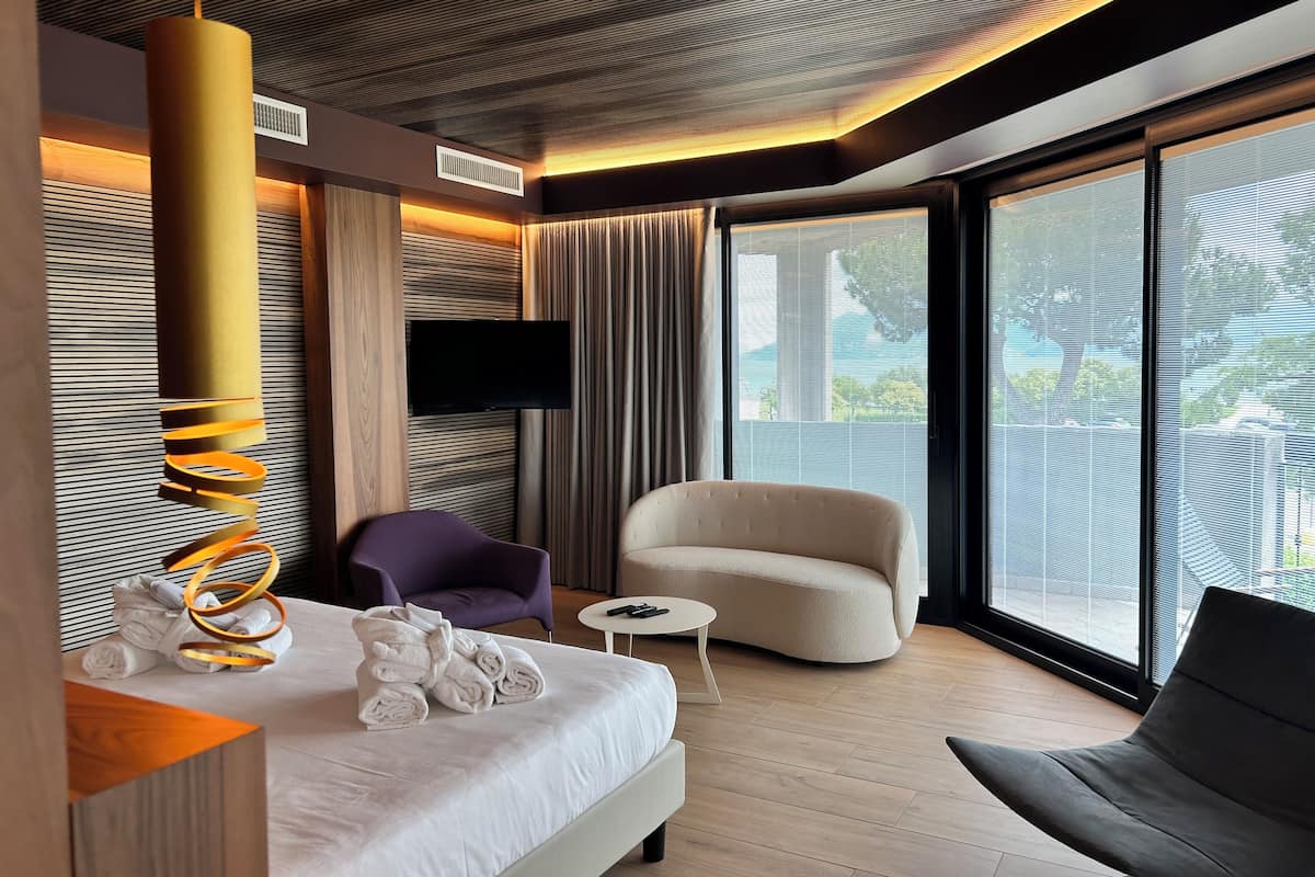 Junior Suite Wellness Lago | Pemandangan dari bilik