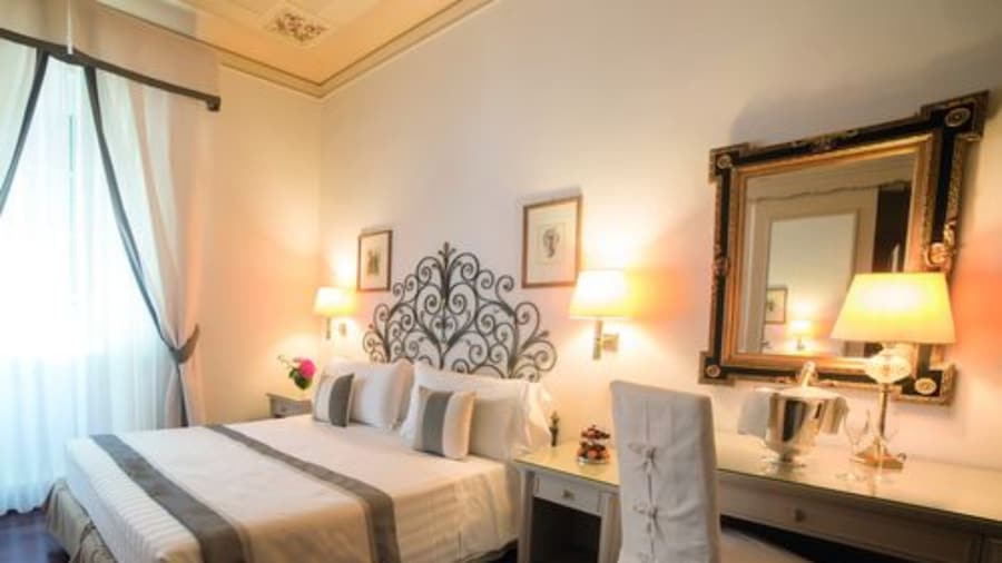 Hotel Jolanda