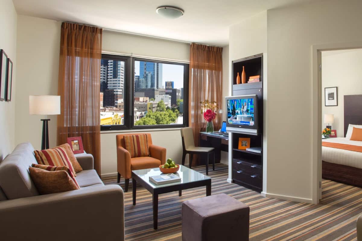 2 bedrooms, in-room safe, desk, laptop workspace