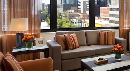 2 bedrooms, in-room safe, desk, laptop workspace