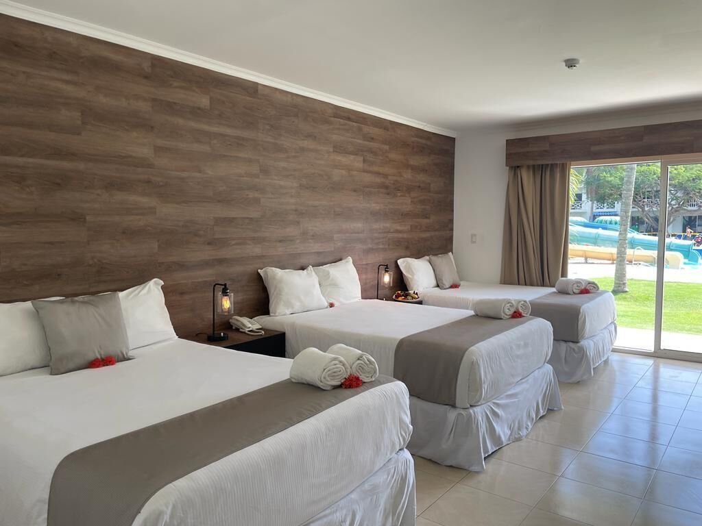 In-room safe, desk, laptop workspace, blackout curtains