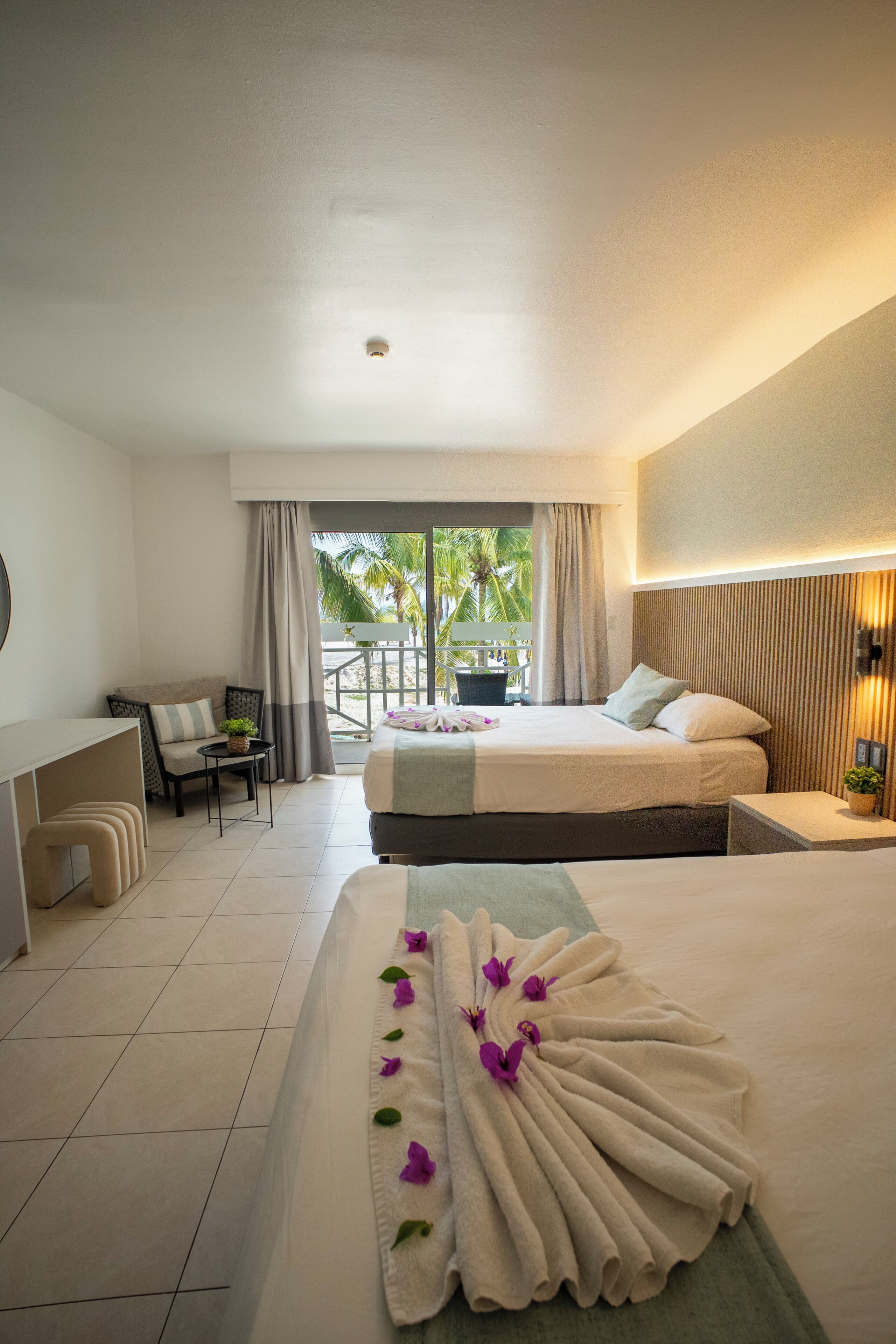 Deluxe Double or Twin Room, Balcony, Ocean View (No access to the saltwater pool)