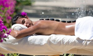 Facials, massage/treatment rooms