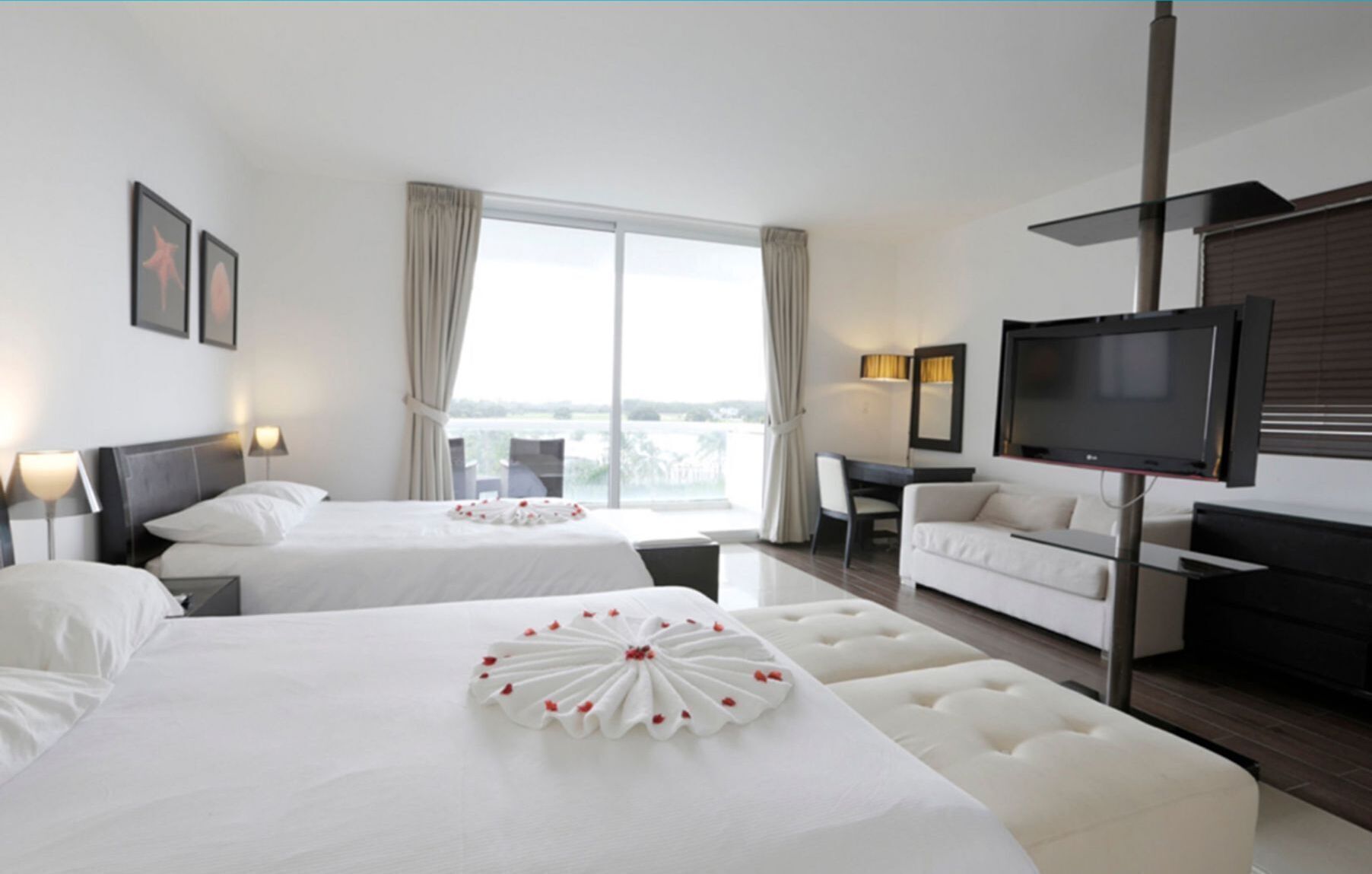 In-room safe, desk, laptop workspace, blackout curtains