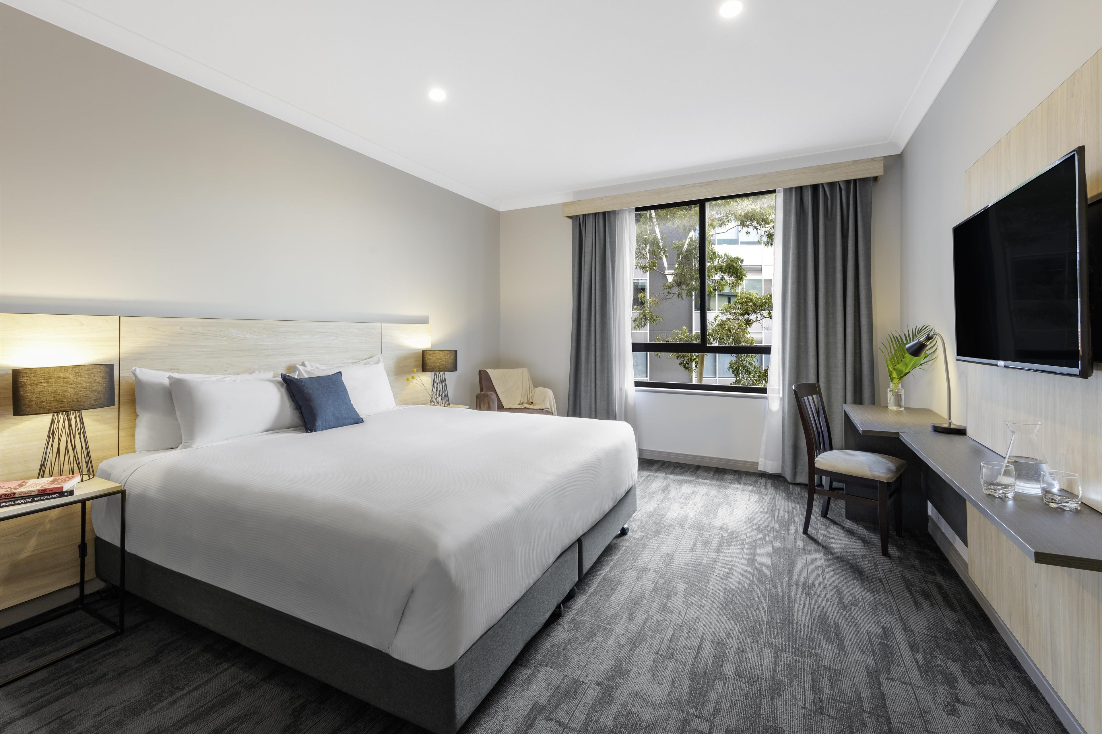 In-room safe, laptop workspace, iron/ironing board, WiFi (free)