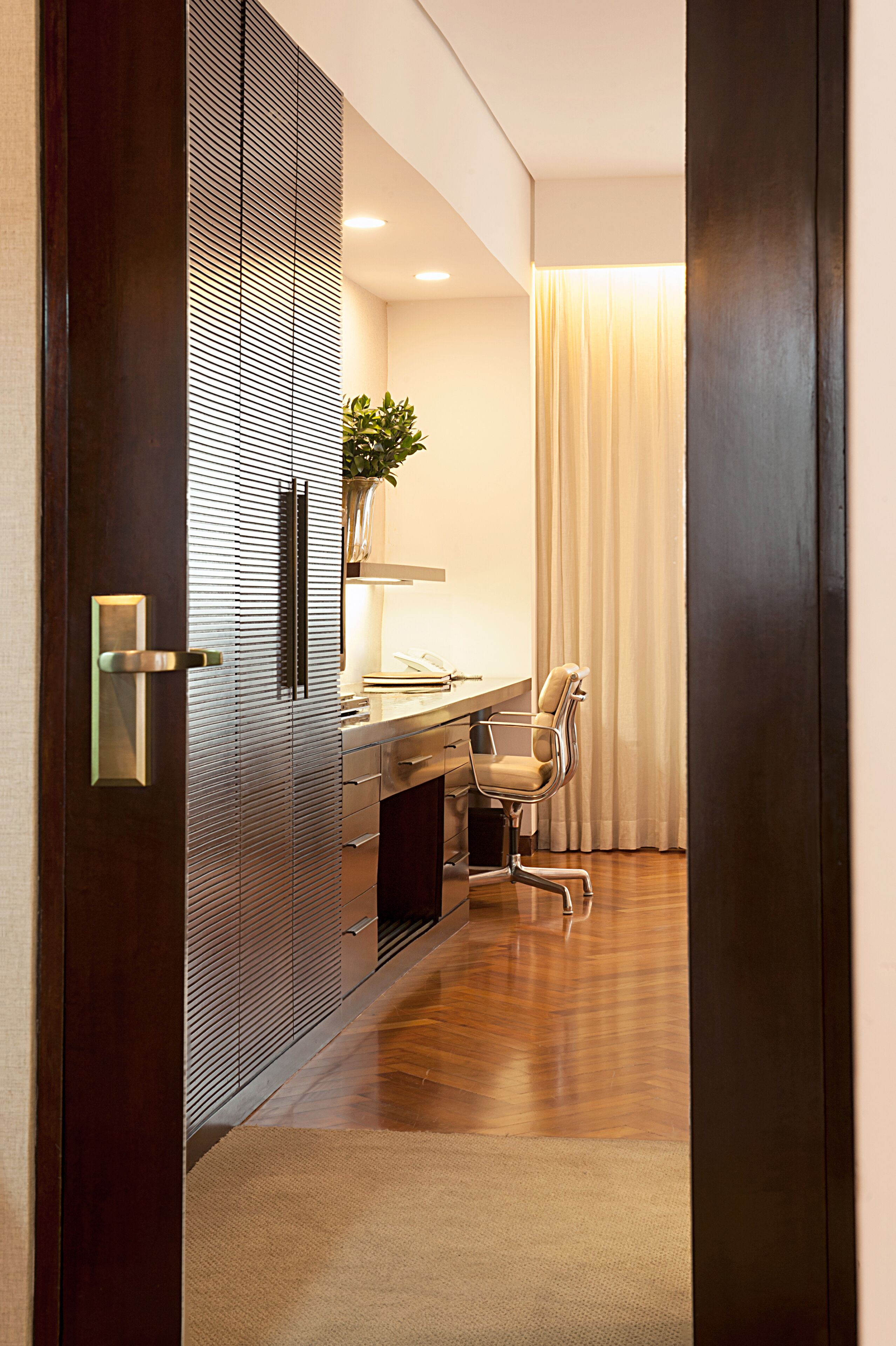 superior room, 1 king bed | minibar, in-room safe, individually decorated, desk