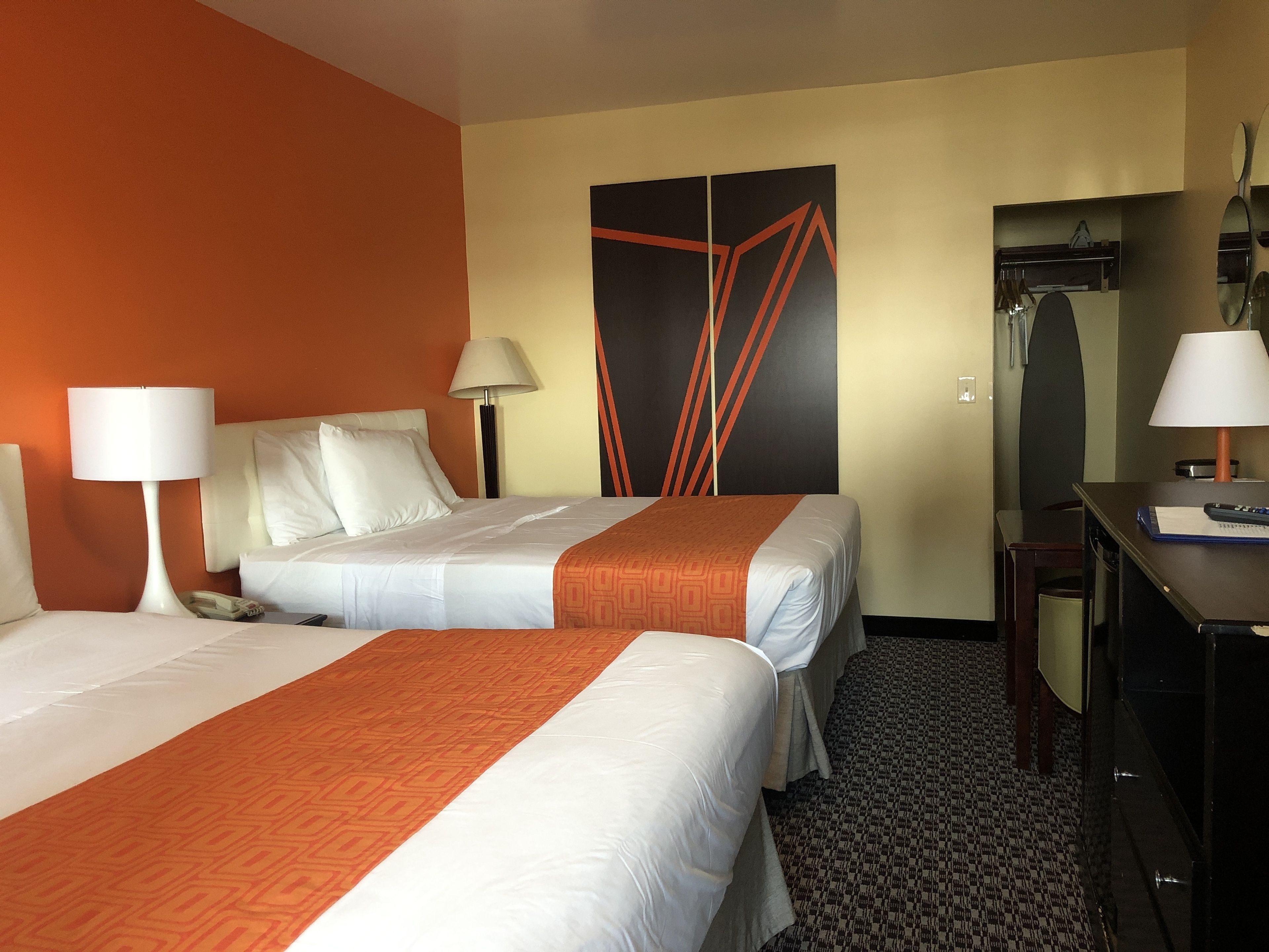 Foto - Howard Johnson by Wyndham North Bergen